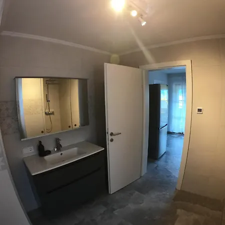 Ferienwohnung Naehe Gmunden Top 4 Pinsdorf Zewnętrze zdjęcie